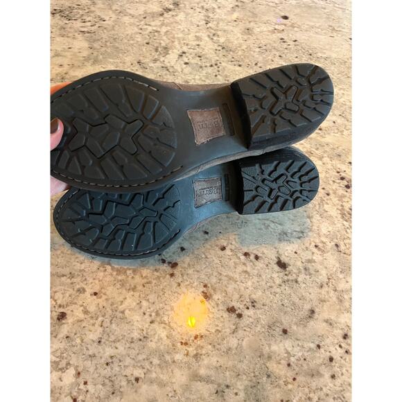 Born Kerri Suede Bootie Gray Size 8 - Picture 8 of 8